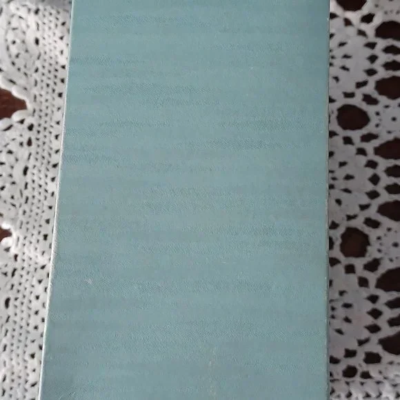 Vintage Helena Rubenstein Heaven Sent Powder Compact, Puff, Original Box - Picture 9 of 14